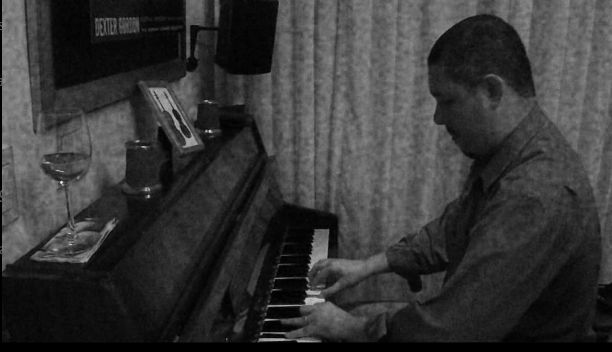 piano.jpg